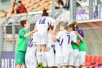 2019-04-17 - Esultanza Fiorentina - FIORENTINA WOMEN´S VS ROMA - WOMEN ITALIAN CUP - SOCCER